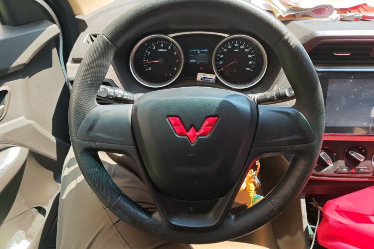 Used Wuling Hongguang 2021 1.5L Facelift S Comfort Version Hydraulic Power Steering LAR Steering Wheel
