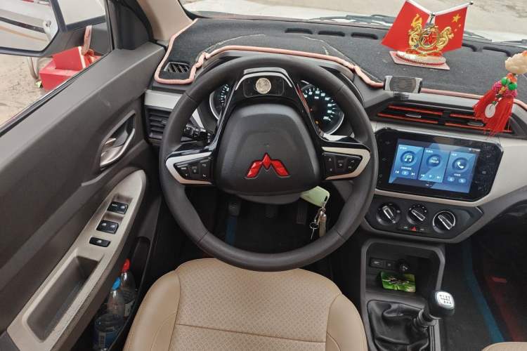 Used Wuling Hongguang 2021 1.5L Facelifted S Comfort Version with Electric Power Steering LAR Steering Wheel