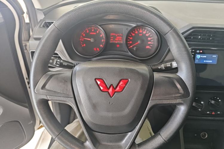 Used Wuling Hongguang 2021 1.5L S Base Version LAR Steering Wheel