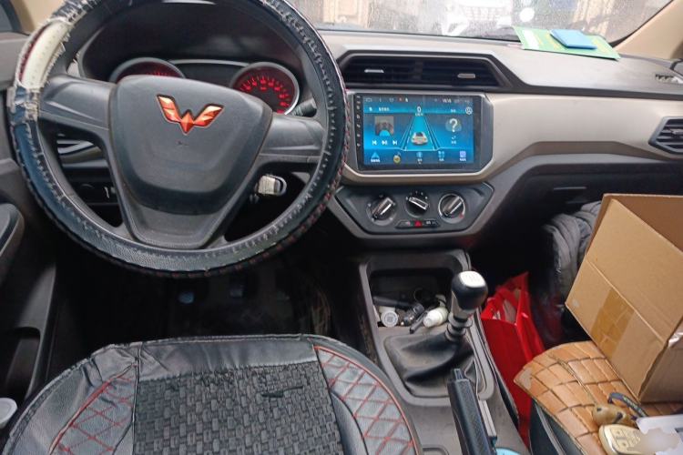 Used Wuling Hongguang 2021 1.5L Revised S Standard Version with Electric Power Steering LAR Steering Wheel