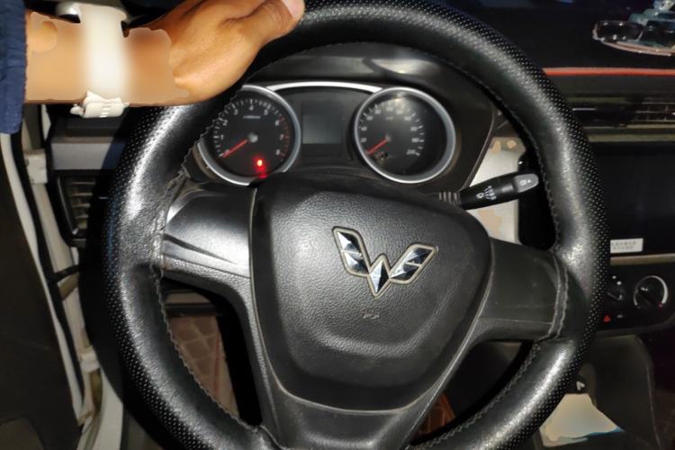 Used Wuling Hongguang 2021 1.5L S Comfort Edition LAR Steering Wheel