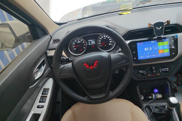 Used Wuling Hongguang 2021 1.5L Facelift S Comfort Version Hydraulic Power Steering LAR Steering Wheel