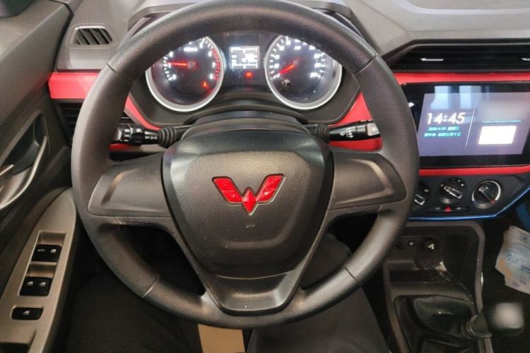 Used Wuling Hongguang 2021 1.5L S Comfort Edition LAR Steering Wheel