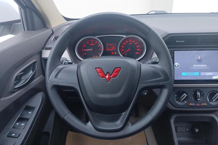 Used Wuling Hongguang 2021 1.5L Revised S Standard Version with Electric Power Steering LAR Steering Wheel