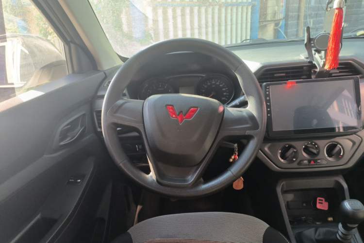 Used Wuling Hongguang 2021 1.5L S Base Version LAR Steering Wheel