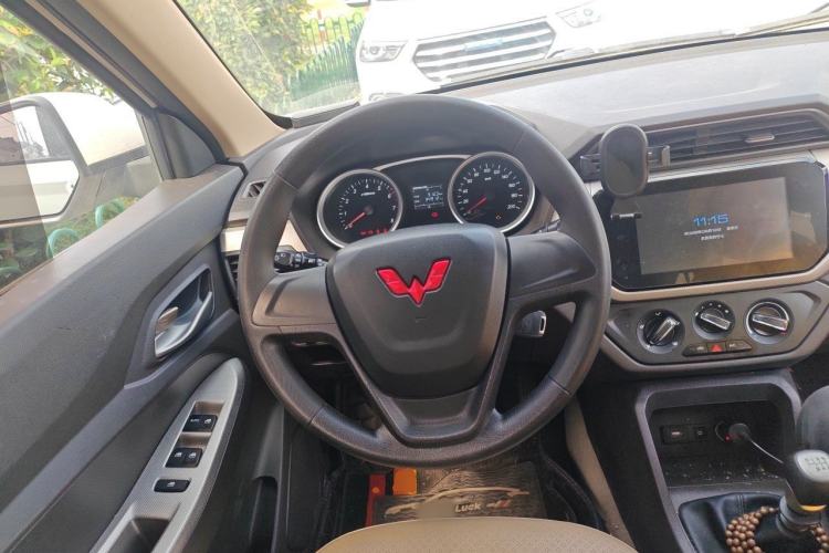 Used Wuling Hongguang 2021 1.5L Facelift S Comfort Version Hydraulic Power Steering LAR Steering Wheel