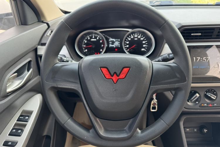 Used Wuling Hongguang 2021 1.5L Facelift S Comfort Version Hydraulic Power Steering LAR Steering Wheel
