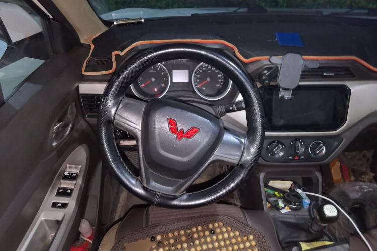 Used Wuling Hongguang 2021 1.5L Facelifted S Comfort Version with Electric Power Steering LAR Steering Wheel
