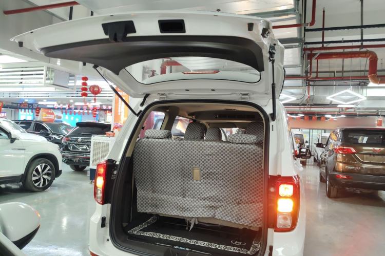 Used Wuling Hongguang 2021 1.5L S Standard Version LAR Trunk