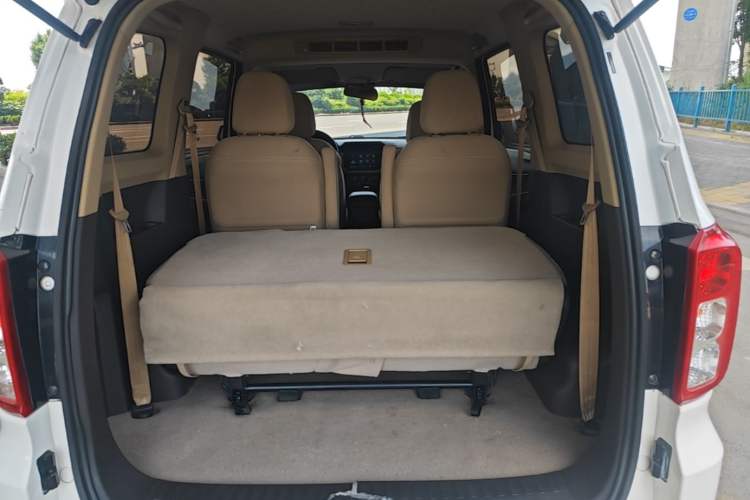 Used Wuling Hongguang 2021 1.5L Revised S Standard Version with Electric Power Steering LAR Trunk