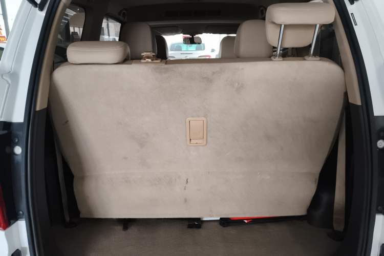 Used Wuling Hongguang 2021 1.5L S Comfort Edition LAR Trunk