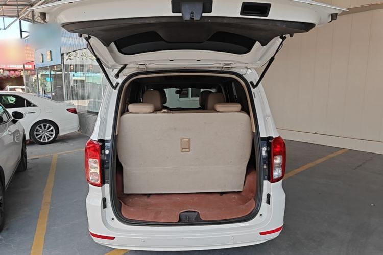 Used Wuling Hongguang 2021 1.5L S Comfort Edition LAR Trunk