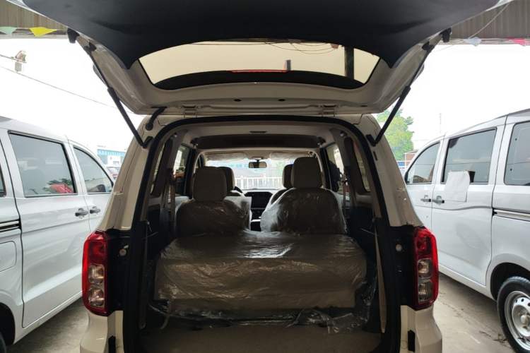 Used Wuling Hongguang 2021 1.5L Revised S Standard Version Hydraulic-Power-Assisted LAR Trunk