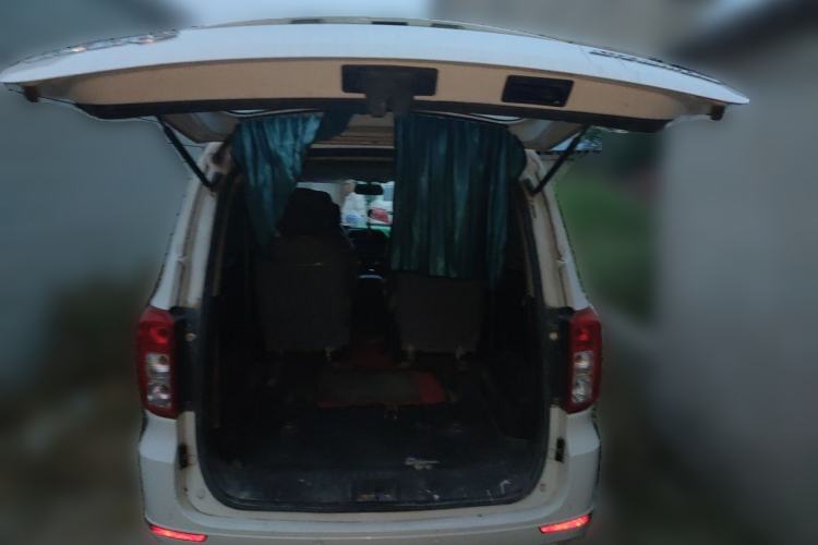 Used Wuling Hongguang 2021 1.5L S Standard Version LAR Trunk