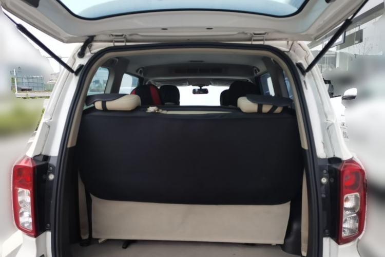 Used Wuling Hongguang 2021 1.5L S Comfort Edition LAR Trunk