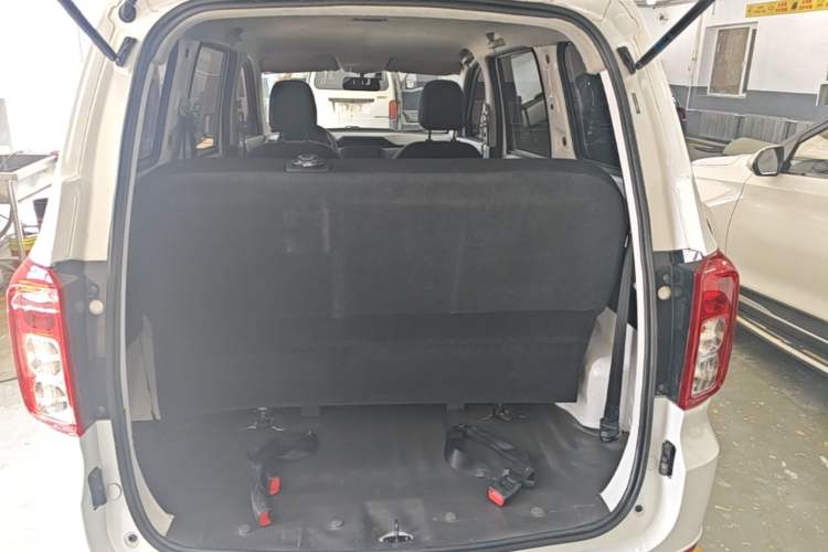Used Wuling Hongguang 2021 1.5L S Base Version LAR Trunk