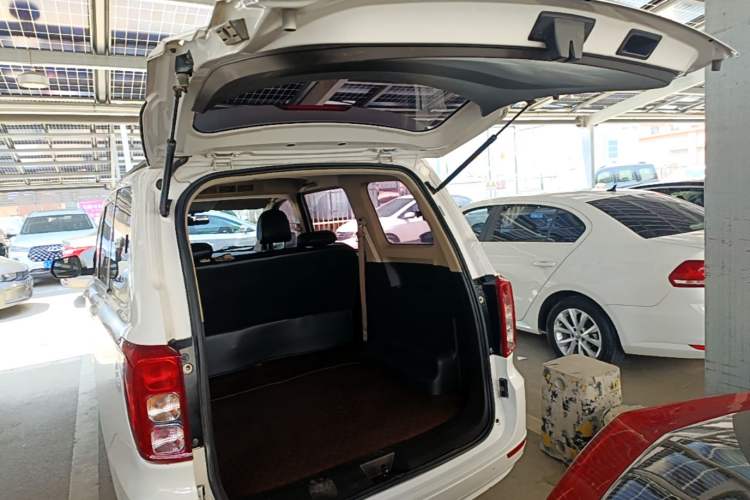 Used Wuling Hongguang 2021 1.5L Revised S Standard Version Hydraulic-Power-Assisted LAR Trunk