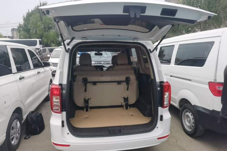 Used Wuling Hongguang 2021 1.5L Facelifted S Comfort Version with Electric Power Steering LAR Trunk