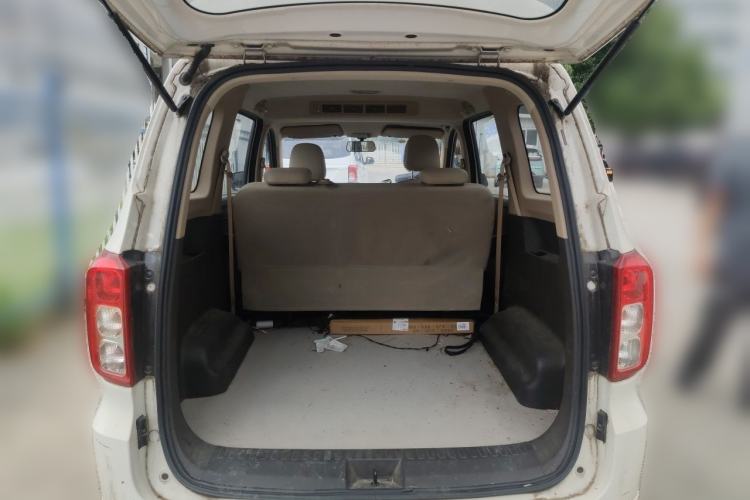 Used Wuling Hongguang 2021 1.5L S Standard Version LAR Trunk