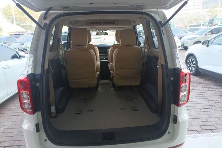 Used Wuling Hongguang 2021 1.5L Revised S Standard Version Hydraulic-Power-Assisted LAR Trunk
