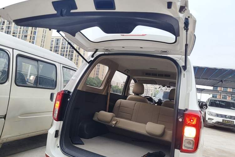 Used Wuling Hongguang 2021 1.5L S Comfort Edition LAR Trunk
