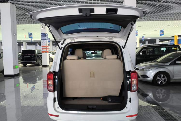 Used Wuling Hongguang 2021 1.5L Revised S Standard Version with Electric Power Steering LAR Trunk