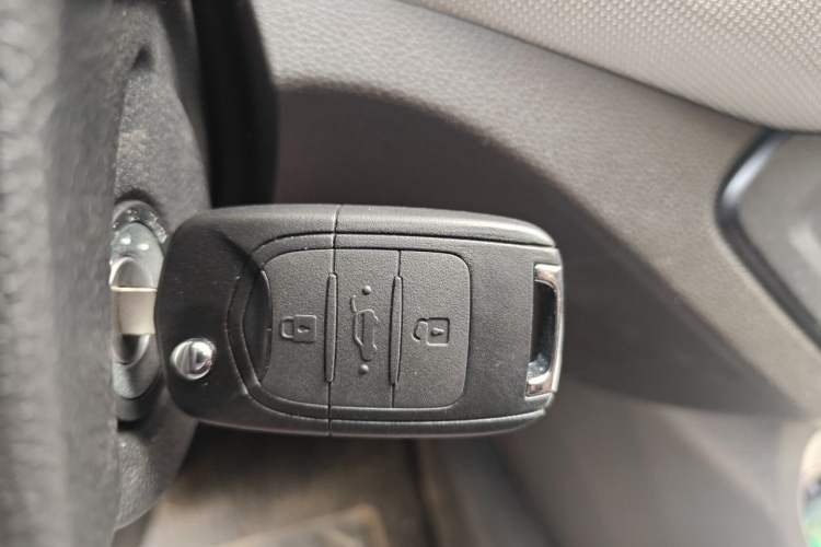 Used Wuling Hongguang 2021 1.5L S Comfort Edition LAR Vehicle Key