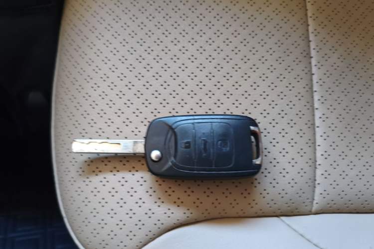 Used Wuling Hongguang 2021 1.5L S Comfort Edition LAR Vehicle Key
