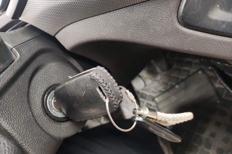 Used Wuling Hongguang 2021 1.5L S Comfort Edition LAR Vehicle Key