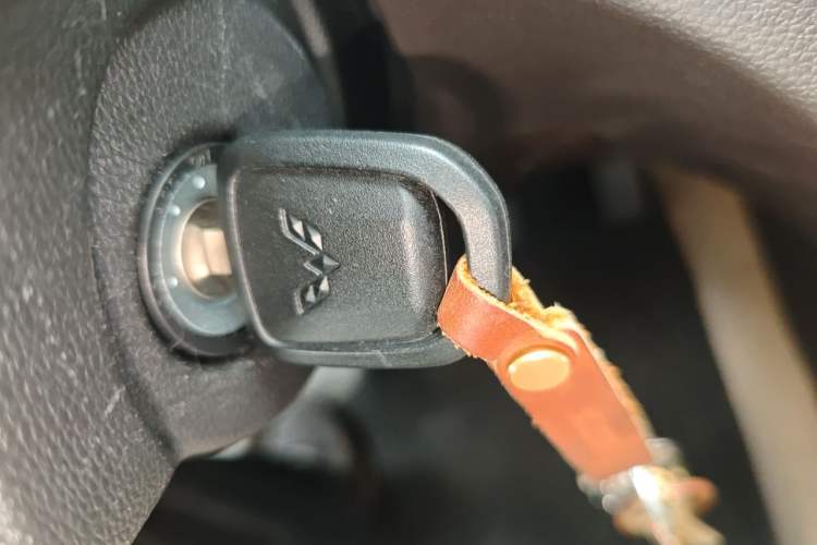 Used Wuling Hongguang 2021 1.5L Revised S Standard Version Hydraulic-Power-Assisted LAR Vehicle Key