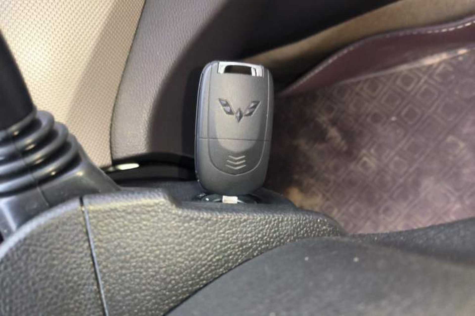 Used Wuling Hongguang 2021 1.5L S Standard Version LAR Vehicle Key