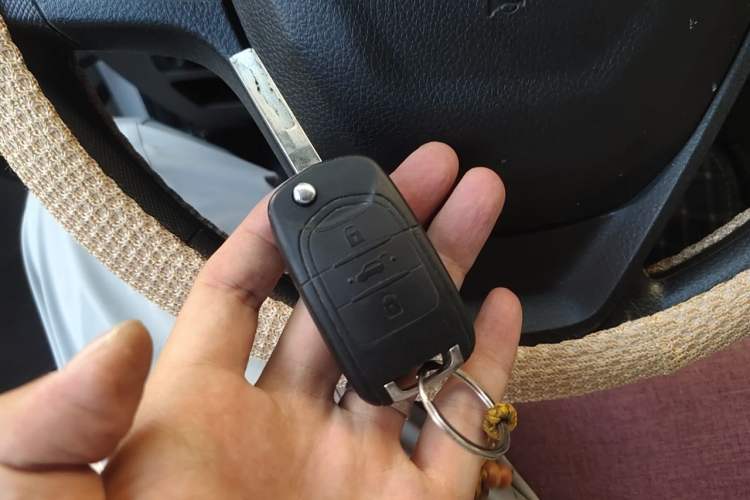 Used Wuling Hongguang 2021 1.5L Facelift S Comfort Version Hydraulic Power Steering LAR Vehicle Key
