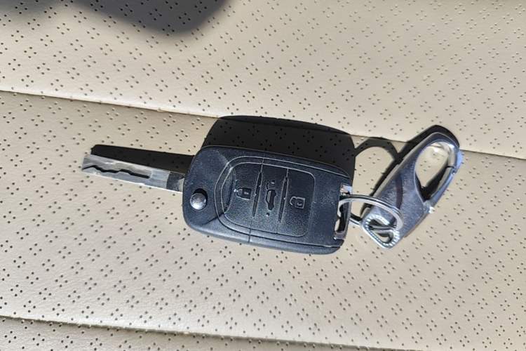 Used Wuling Hongguang 2021 1.5L Facelift S Comfort Version Hydraulic Power Steering LAR Vehicle Key