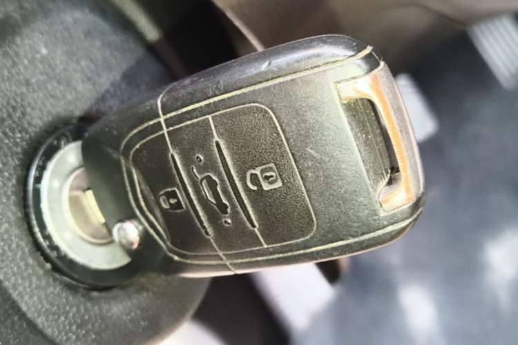 Used Wuling Hongguang 2021 1.5L Facelift S Comfort Version Hydraulic Power Steering LAR Vehicle Key