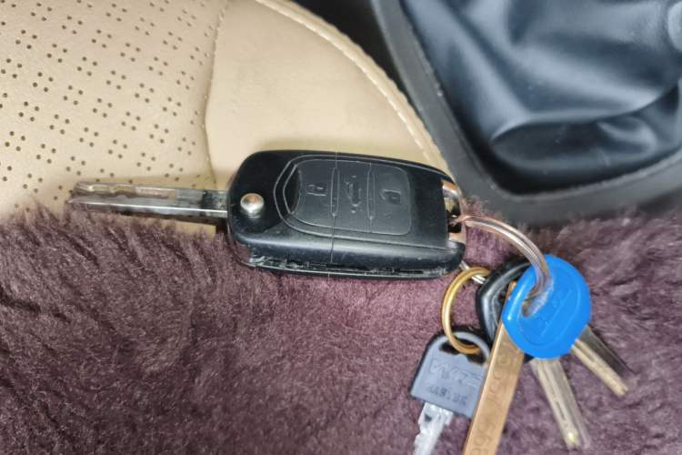 Used Wuling Hongguang 2021 1.5L S Comfort Edition LAR Vehicle Key