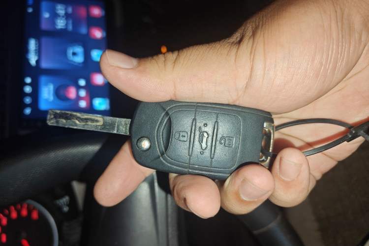 Used Wuling Hongguang 2021 1.5L S Standard Version LAR Vehicle Key