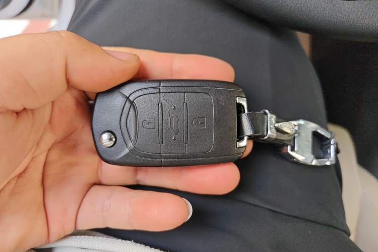 Used Wuling Hongguang 2021 1.5L Facelift S Comfort Version Hydraulic Power Steering LAR Vehicle Key