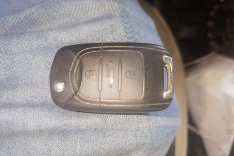 Used Wuling Hongguang 2021 1.5L Revised S Standard Version Hydraulic-Power-Assisted LAR Vehicle Key