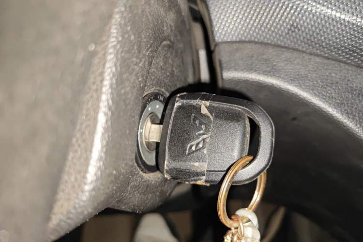 Used Wuling Hongguang 2021 1.5L S Base Version LAR Vehicle Key