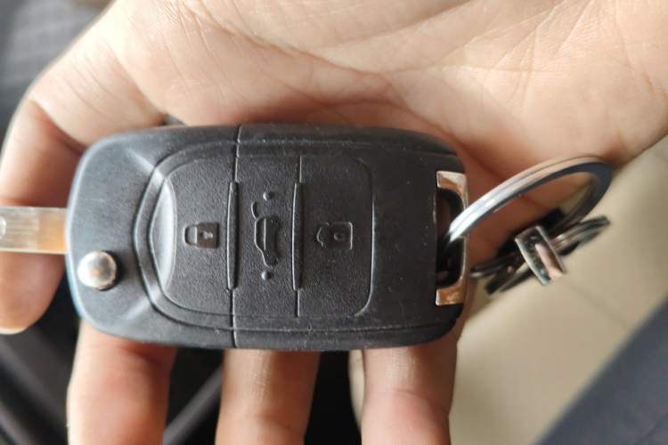 Used Wuling Hongguang 2021 1.5L S Comfort Edition LAR Vehicle Key