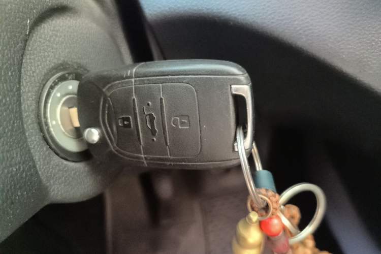 Used Wuling Hongguang 2021 1.5L S Base Version LAR Vehicle Key