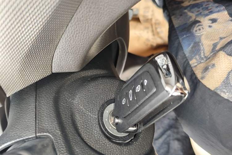 Used Wuling Hongguang 2021 1.5L S Comfort Edition LAR Vehicle Key
