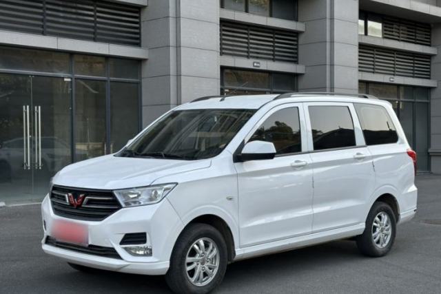 Used Wuling Hongguang 2021 1.5L Revised S Standard Version Hydraulic-Power-Assisted LAR