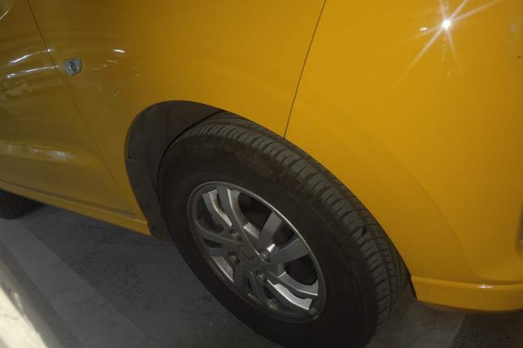 Used Wuling Hongguang 2021 1.5L Revised S Standard Version Hydraulic-Power-Assisted LAR Exterior 1
