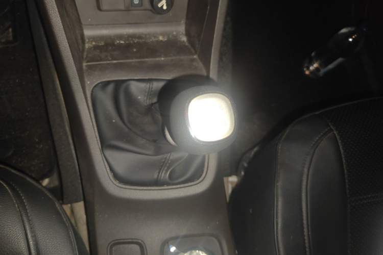Used Wuling Hongguang 2021 1.5L Revised S Standard Version Hydraulic-Power-Assisted LAR Gear Lever