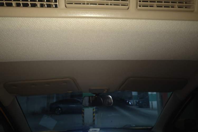 Used Wuling Hongguang 2021 1.5L Revised S Standard Version Hydraulic-Power-Assisted LAR Headliner