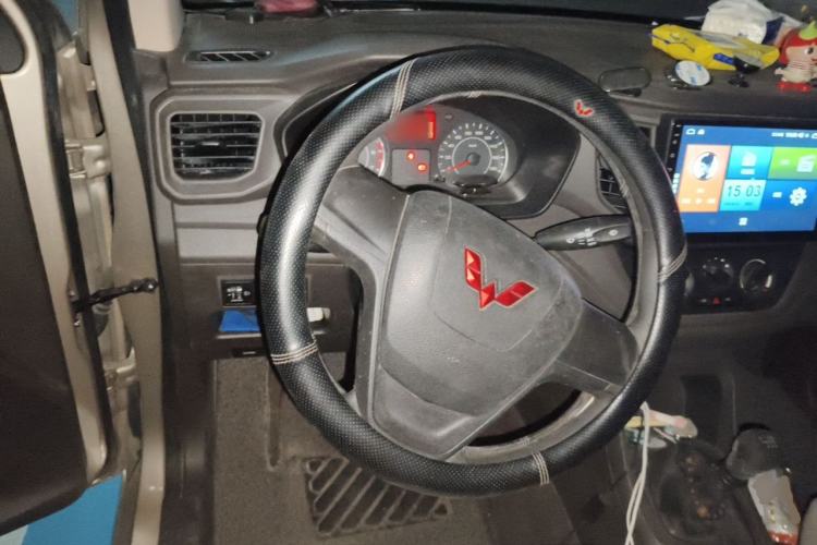 Used Wuling Hongguang 2021 1.5L Restyled S Basic Window-Sealed Car with Electric Power Steering LAR Steering Wheel