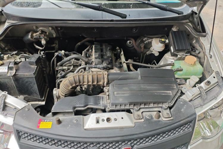 Used Wuling Hongguang  Engine Bay