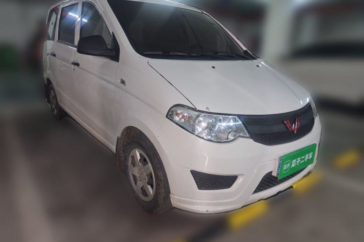 Used Wuling Hongguang  Front Right 45 Deg