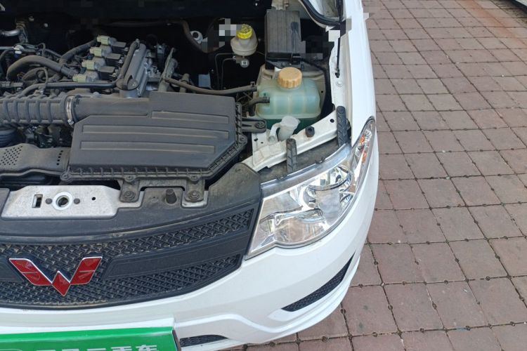 Used Wuling Hongguang  Engine Bay Left